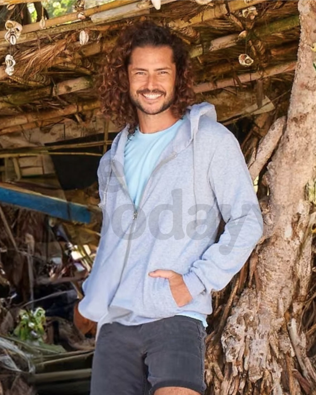 UHD40 Hoodie W/ Zip