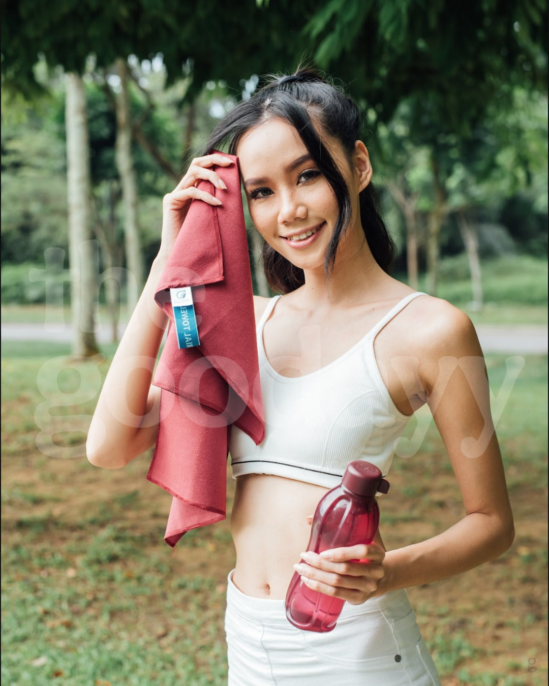 USTW Quick-Dry Sport Towel